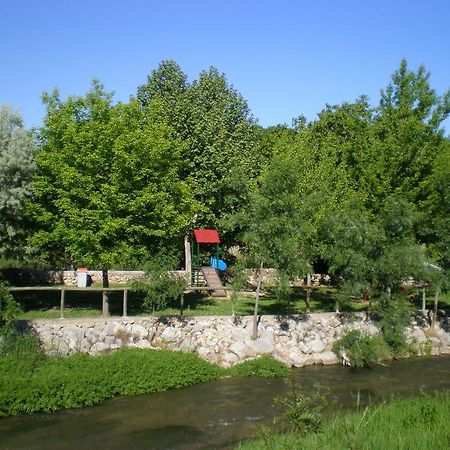 Apartamentos Los Aljezares Gea de Albarracín Esterno foto
